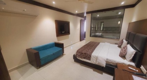 Hotel Love Kush image 13