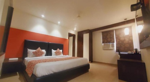 Hotel Love Kush image 4